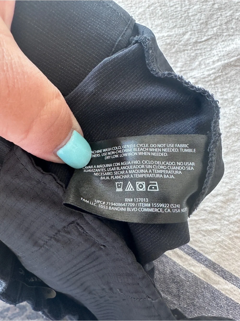 Banana Republic elasticized comfort secure